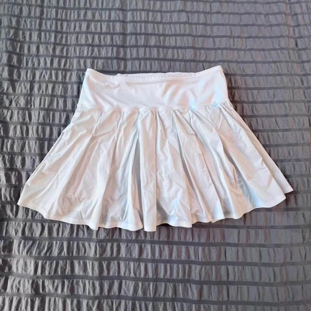 Joy Lab Pleated White Mini Tennis Skirt/Skort Women's Size Medium